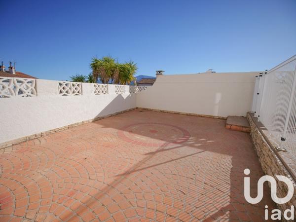 Maison de village 7 pièces de 165 m² à Saint-Jean-Lasseille (66300)