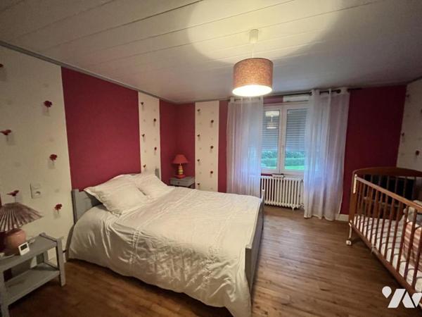 A VENDRE BAUD : MAISON avec 2 appartements locatifs