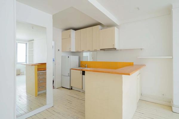 Appartement Paris 18 e - ABBESSES