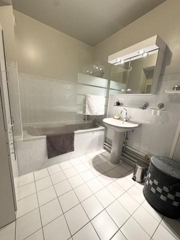 Appartement 3 pièces 73.79 m2