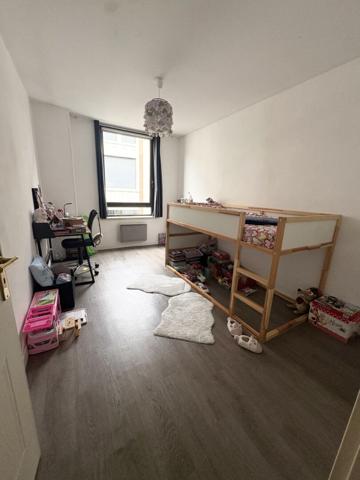 Appartement 3 pièces 73.79 m2