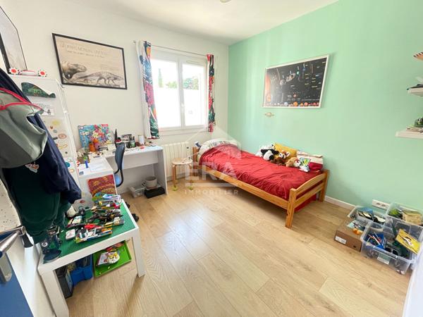 Maison familiale 193 m² - 5 chambres ; Piscine ; Les Pennes-Mirabeau