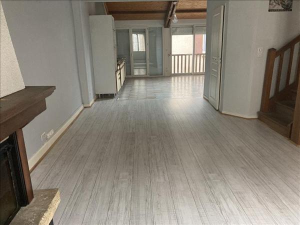 Appartement à louer 526 € CC BEAULIEU SUR DORDOGNE 3 p 99 m² DPE D