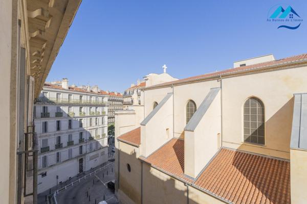 MARSEILLE 1ER – RÉPUBLIQUE / VIEUX-PORT – GRAND STUDIO MEUBLÉ – 4E ÉTAGE – ASCENSEUR – SANS VIS-À-VIS