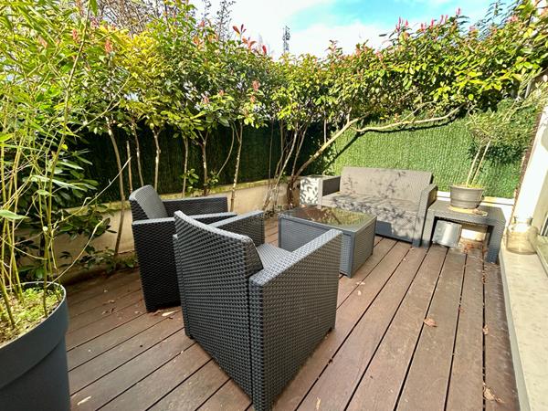 Appartement Poissy 3 pièce(s) 65 m2 €310 000 ** - Référence 8654