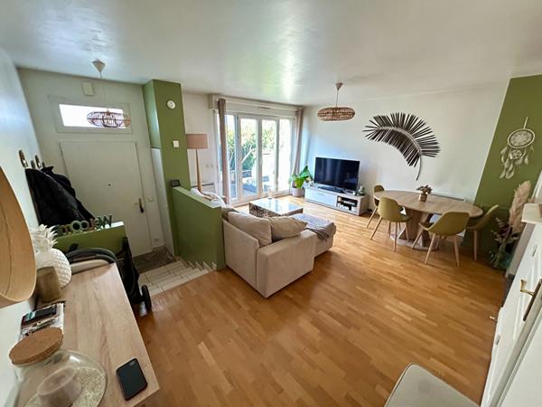 Appartement Poissy 3 pièce(s) 65 m2 €310 000 ** - Référence 8654