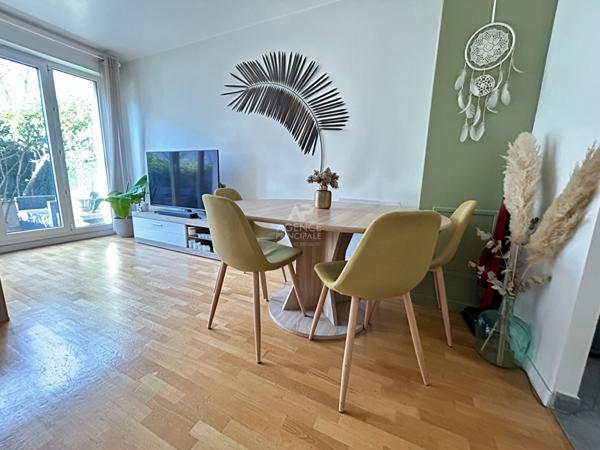 Appartement Poissy 3 pièce(s) 65 m2 €310 000 ** - Référence 8654