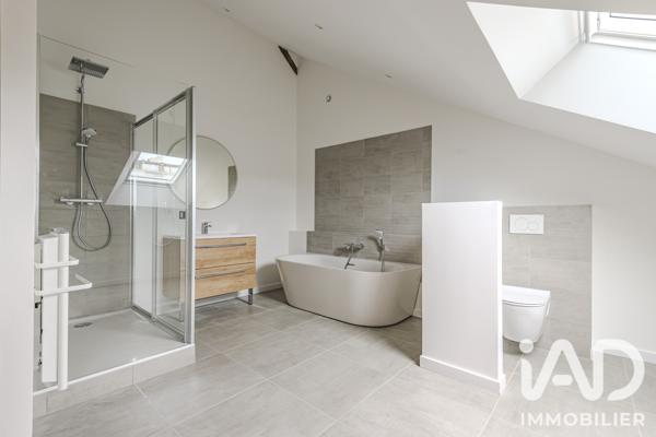 Maison à vendre 6 pièces 225 m² Épernay