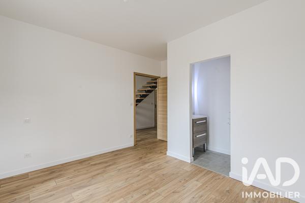 Maison à vendre 6 pièces 225 m² Épernay