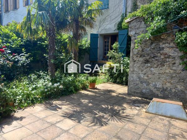 Maison 6 chambres avec extérieur et garage