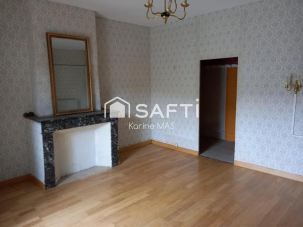 Maison 6 chambres avec extérieur et garage