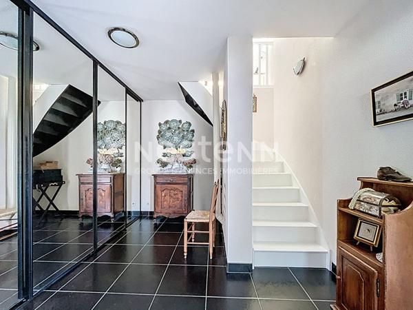 Charmante maison à vendre à Nantes - Chantenay, 3 chambres, 2 garages. Beau jardin.