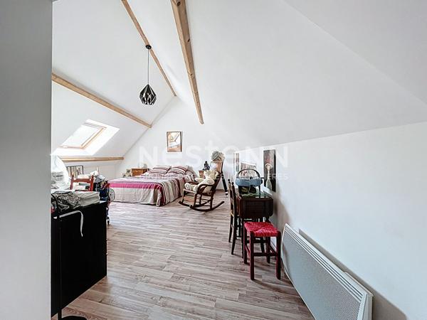 Charmante maison à vendre à Nantes - Chantenay, 3 chambres, 2 garages. Beau jardin.