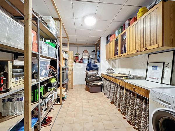 Charmante maison à vendre à Nantes - Chantenay, 3 chambres, 2 garages. Beau jardin.