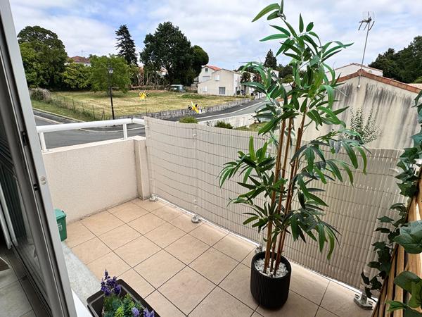 Appartement Tonnay Charente 3 pièce(s)