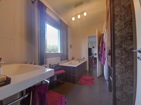 Limoges (87100) Maison 8 pièces, 221 m2 habitables