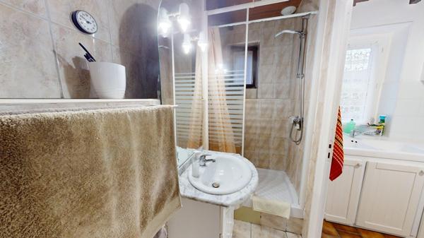 Maison T3 Villecomtal + terrain plat de 410 m² Villecomtal