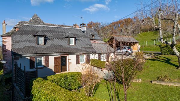Maison T3 Villecomtal + terrain plat de 410 m² Villecomtal
