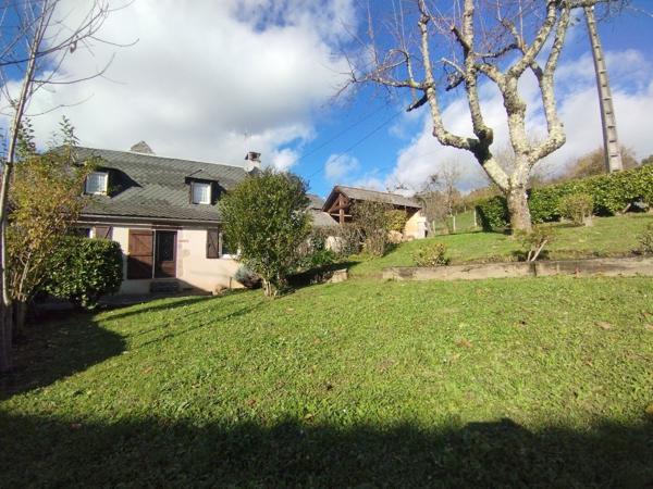 Maison T3 Villecomtal + terrain plat de 410 m² Villecomtal