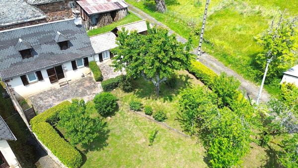 Maison T3 Villecomtal + terrain plat de 410 m² Villecomtal