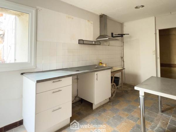 Immeuble 287 m² à Mazé-Milon 49630