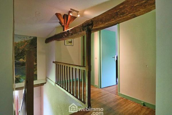 Longère 295 m² à Sommières-du-Clain 86160