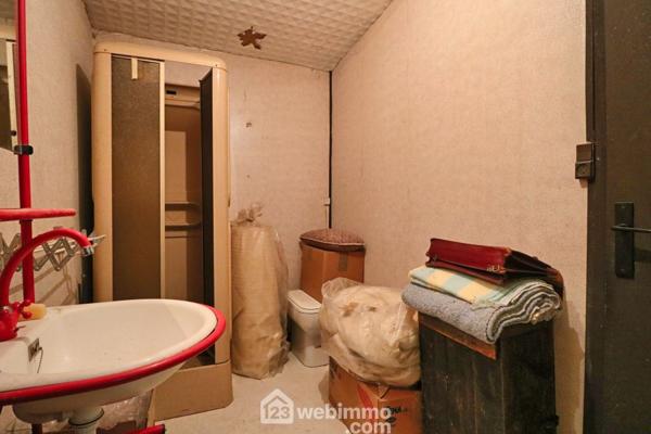 Longère 295 m² à Sommières-du-Clain 86160