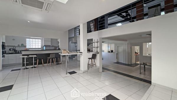 Maison de ville 430 m² à Ormesson-sur-Marne 94490