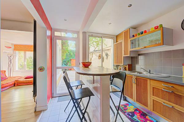Maison Saint Germain En Laye 5 pièce(s) 87.08m2 745 000 € **  - Référence  18835