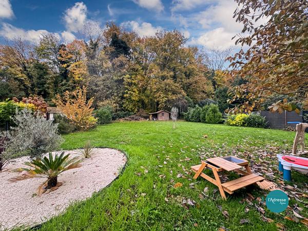 Maison familiale 5 pièces, 80 m² + sous-sol total