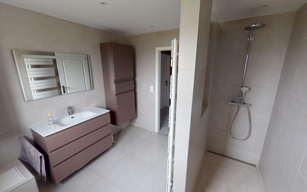 Maison à vendre    6 pièces •  Norroy-le-Veneur