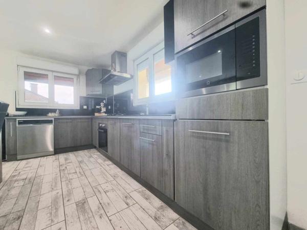 pavillon récent de 90 m2 avec terrain