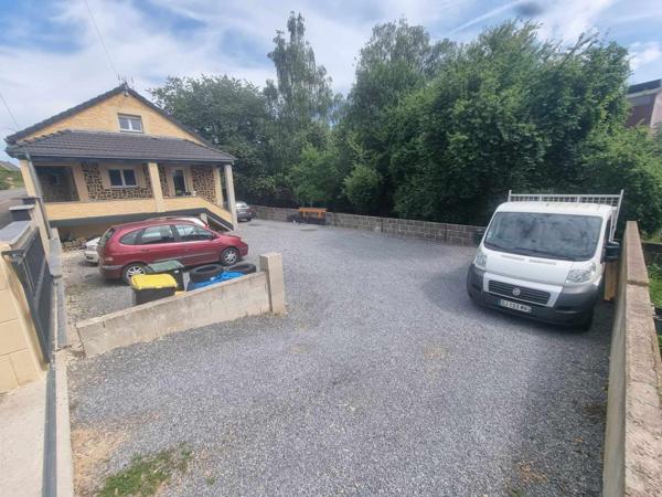 pavillon récent de 90 m2 avec terrain