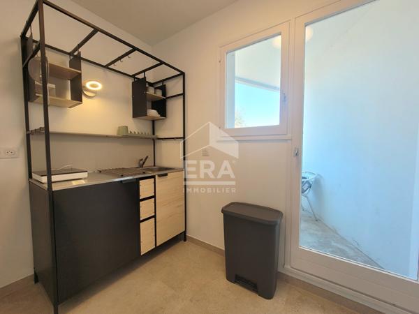 LOCATION PAU - T2 meublé de 37 m² rénové et moderne (avec parking, balcon et cave)