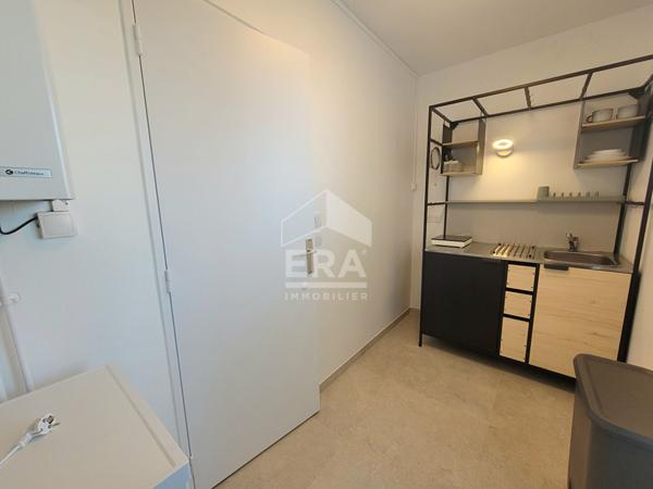 LOCATION PAU - T2 meublé de 37 m² rénové et moderne (avec parking, balcon et cave)
