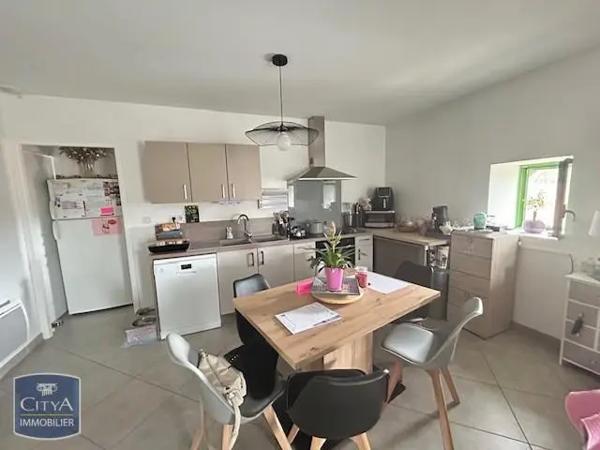 Appartement à louer 4 pièces 85.8m² Pamiers (09100)