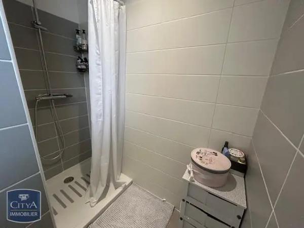 Appartement à louer 4 pièces 85.8m² Pamiers (09100)