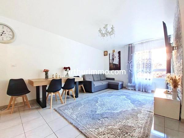 Vente                                                      Appartement
                        
                     4 pièces                      78 m2                     à Boissy-Saint-Léger