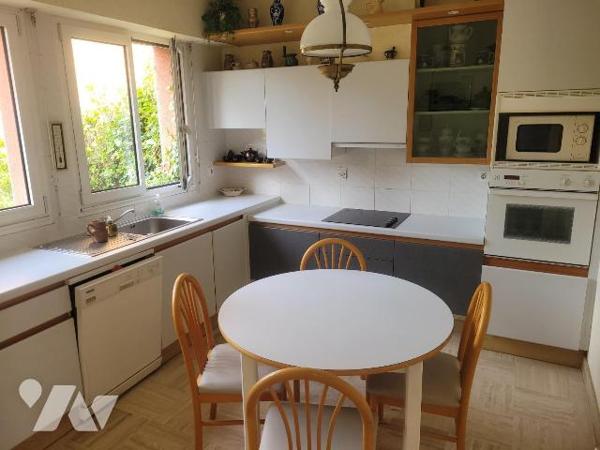 CAMARET SUR MER - RARE - VUE SUR MER - Maison récente de bonne construction composée d'une entr...