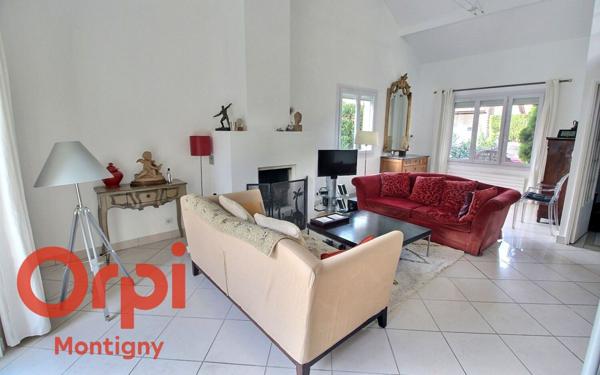 Maison à vendre    4 pièces •  Voisins-le-Bretonneux