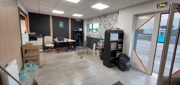 Local commercial à vendre à Marles-les-Mines dans le Pas-de-Calais (62540), ref : 21/2520