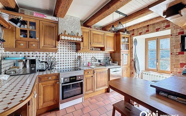 Maison à vendre    7 pièces •  Andelat