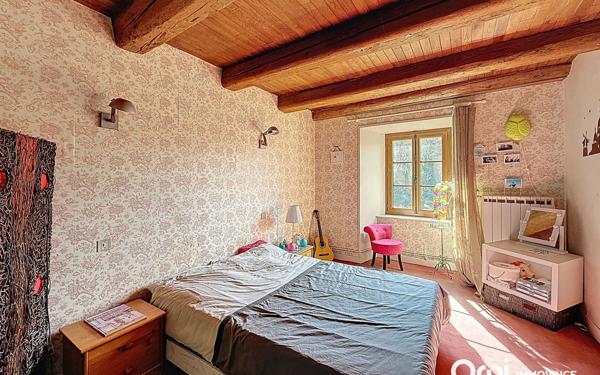 Maison à vendre    7 pièces •  Andelat