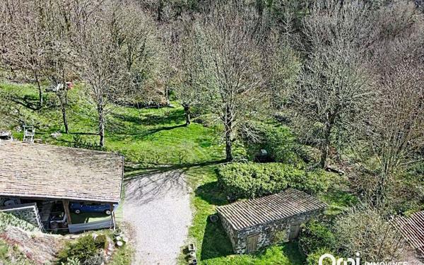 Maison à vendre    7 pièces •  Andelat