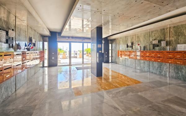 Appartement à vendre    1 pièce • 32,17 m2 Nice