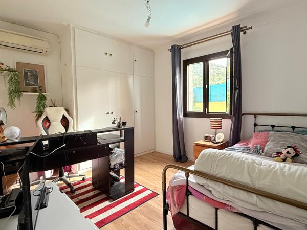 Mezzavia (20167) Maison 200 m² avec piscine et appartement indépendant – Ajaccio