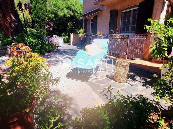 À VENDRE : VILLA PROVENÇALE DE CARACTÈRE  DE 269 M2 À RÉNOVER – LA CROIX-VALMER,   avec jardin aux essences méditerranéennes de 1300 m2 piscinable proche village et plage