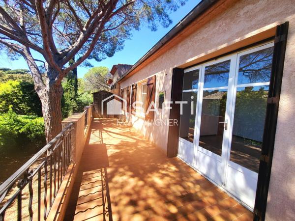 À VENDRE : VILLA PROVENÇALE DE CARACTÈRE  DE 269 M2 À RÉNOVER – LA CROIX-VALMER,   avec jardin aux essences méditerranéennes de 1300 m2 piscinable proche village et plage