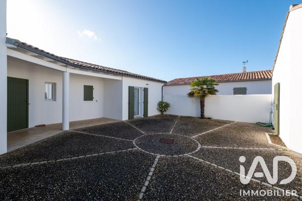 Maison à vendre 6 pièces 219 m² Sainte-Marie-de-Ré
