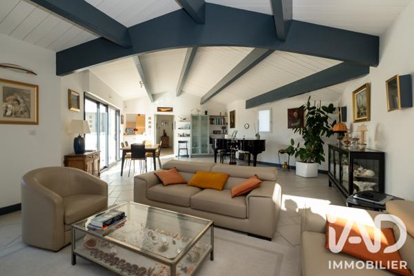 Maison à vendre 6 pièces 219 m² Sainte-Marie-de-Ré